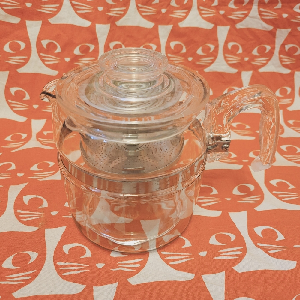 Vintage 1952 Pyrex Coffee Percolator in like New condition. This is magnificent!